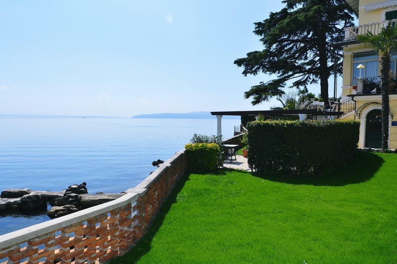 Apartmani Belsito Lovran Exterior foto